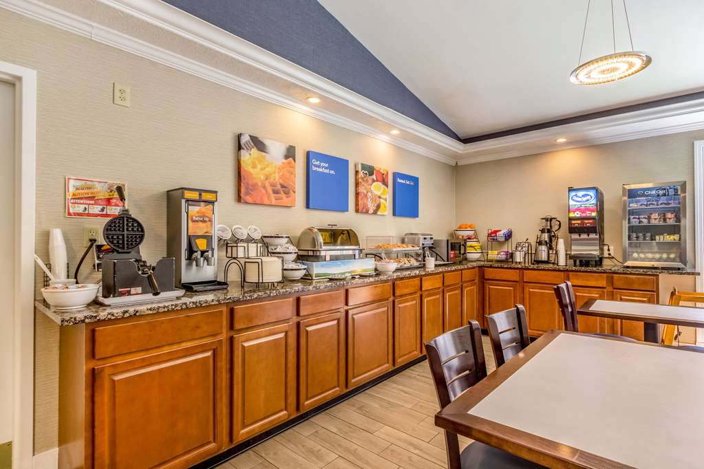 Comfort Inn Independence Cleveland - photo 32