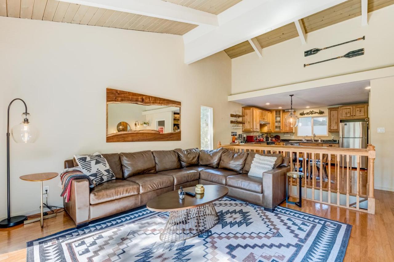 Incline Village Charmer