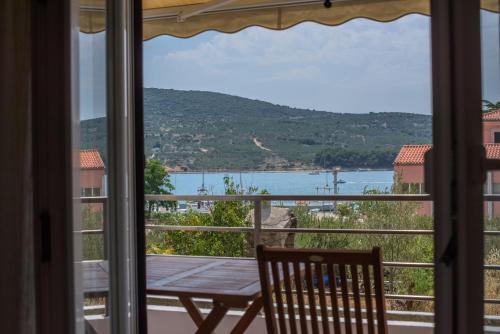 Apartman Marenic — 4-Star Luxury Hotel in Cres, Croatia