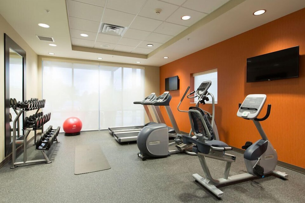 Home2 Suites by Hilton Canton - photo 23