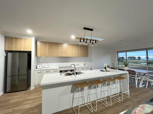 Surrey View - carbon neutral hotel in Unknown City