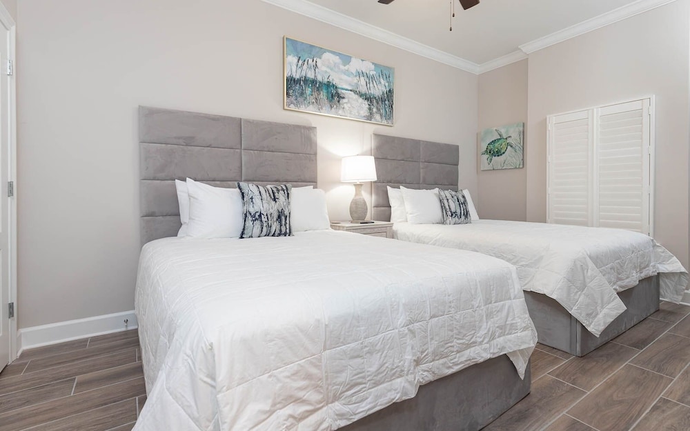 Phoenix Gulf Towers 2704 4 Bedroom Condo - photo 11