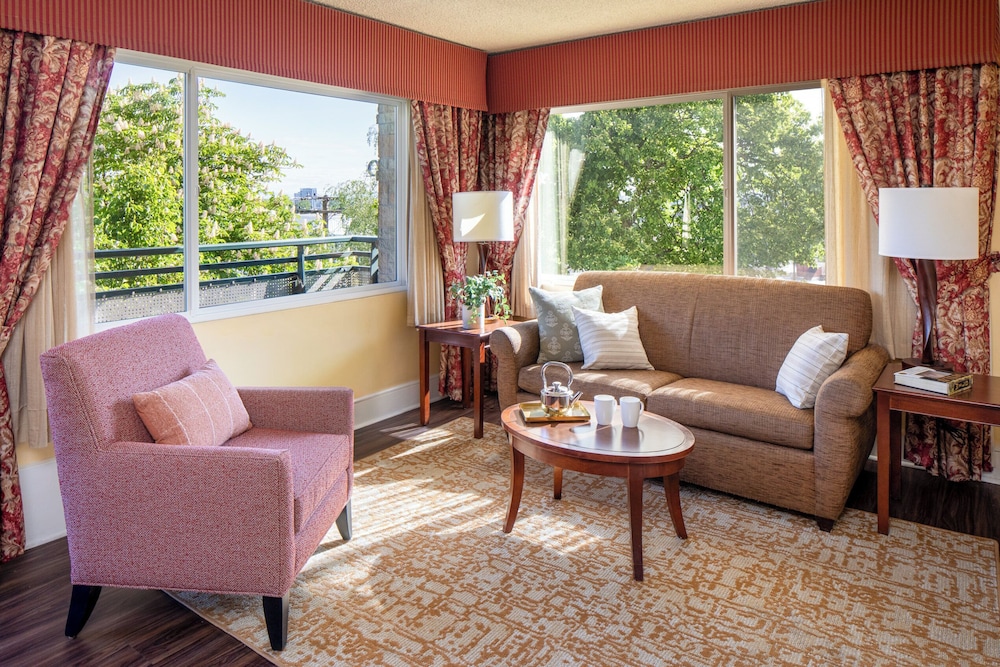 Park Lane Suites and Inn - photo 27