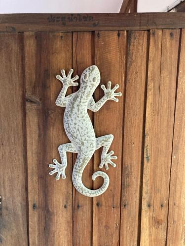 Up The Farm with Patch and Paul Homestay Talay Bua Daeng — 5-Star Luxury Hotel in Udon Thani, Thailand