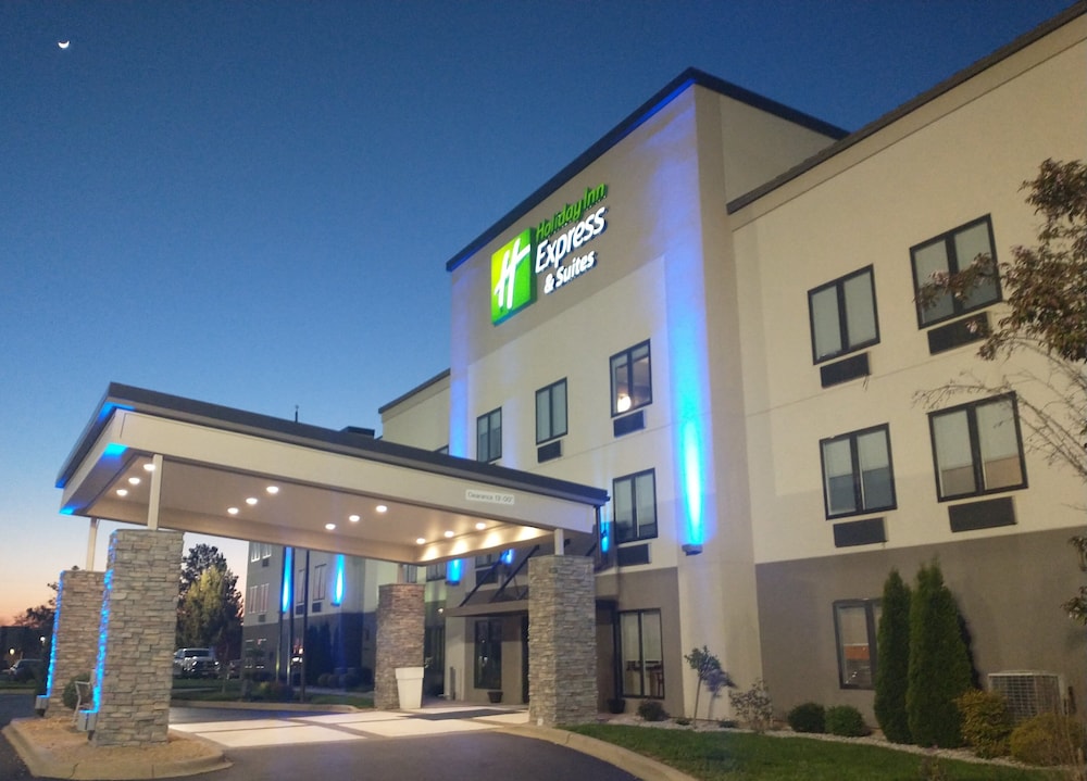 Holiday Inn Express Hotel & Suites Madison by IHG - photo 82