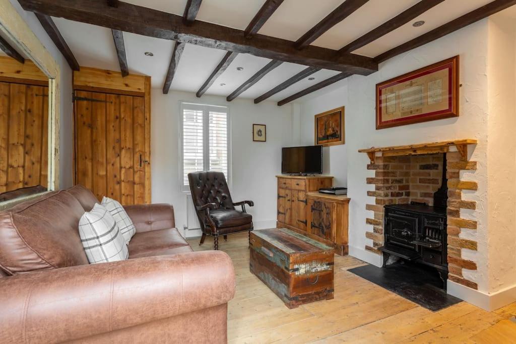 Pickwick’s Place in Broadstairs Exclusive unmissable deals Book now before it’s too late