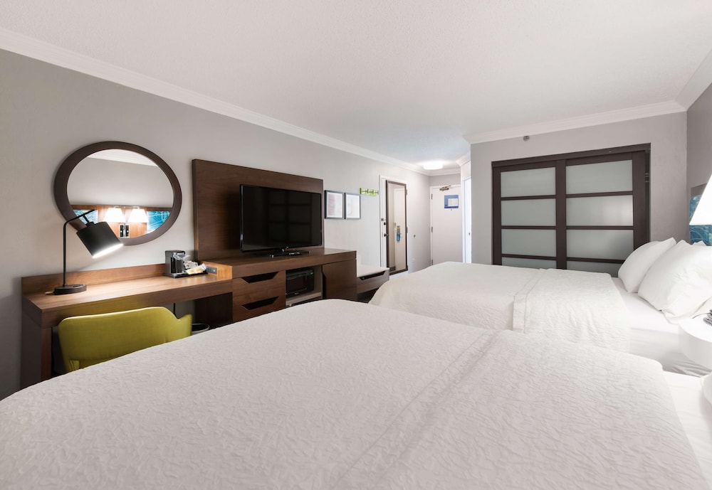 Hampton Inn & Suites Chicago Hoffman Estates - photo 14