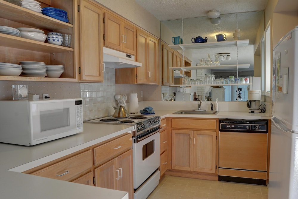 Pacific Sands Resort # 21 - photo 9