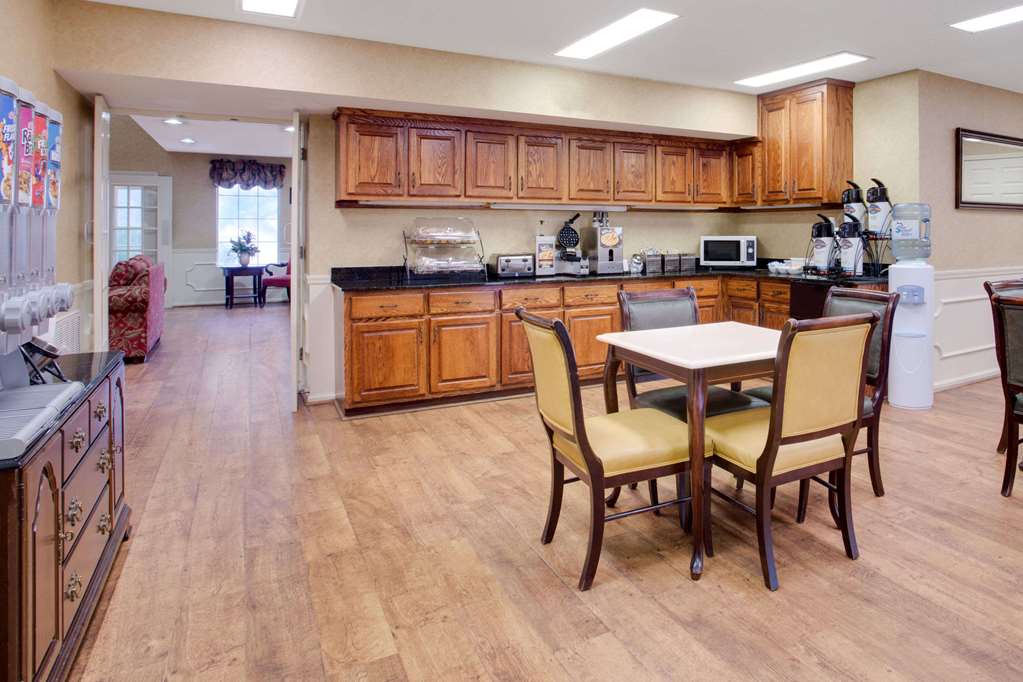 Baymont by Wyndham Thomasville - photo 28