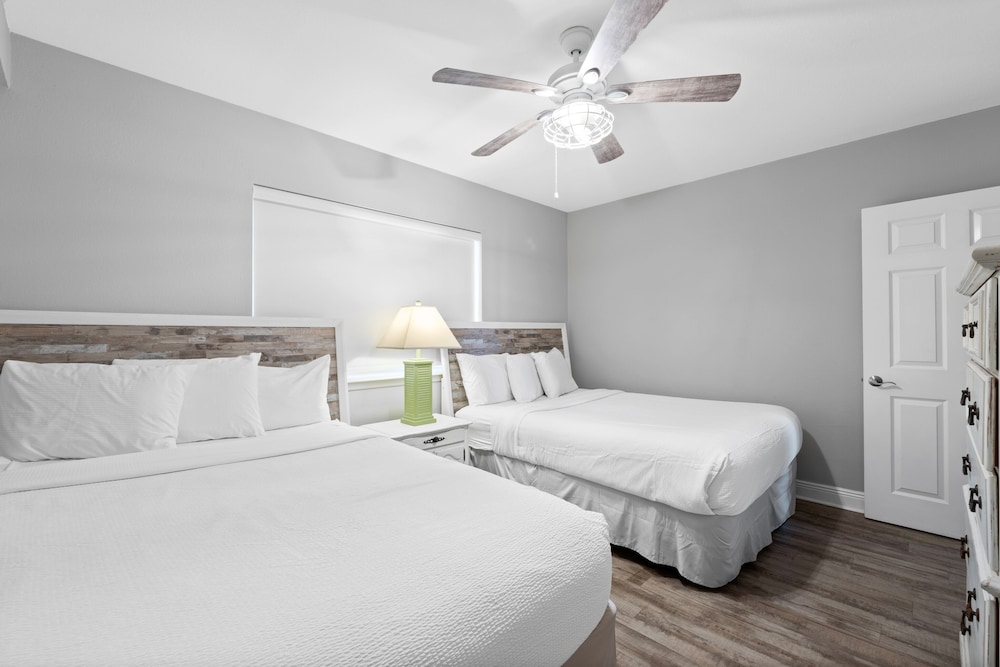 Emerald Beach Resort by Panhandle Getaways - photo 12