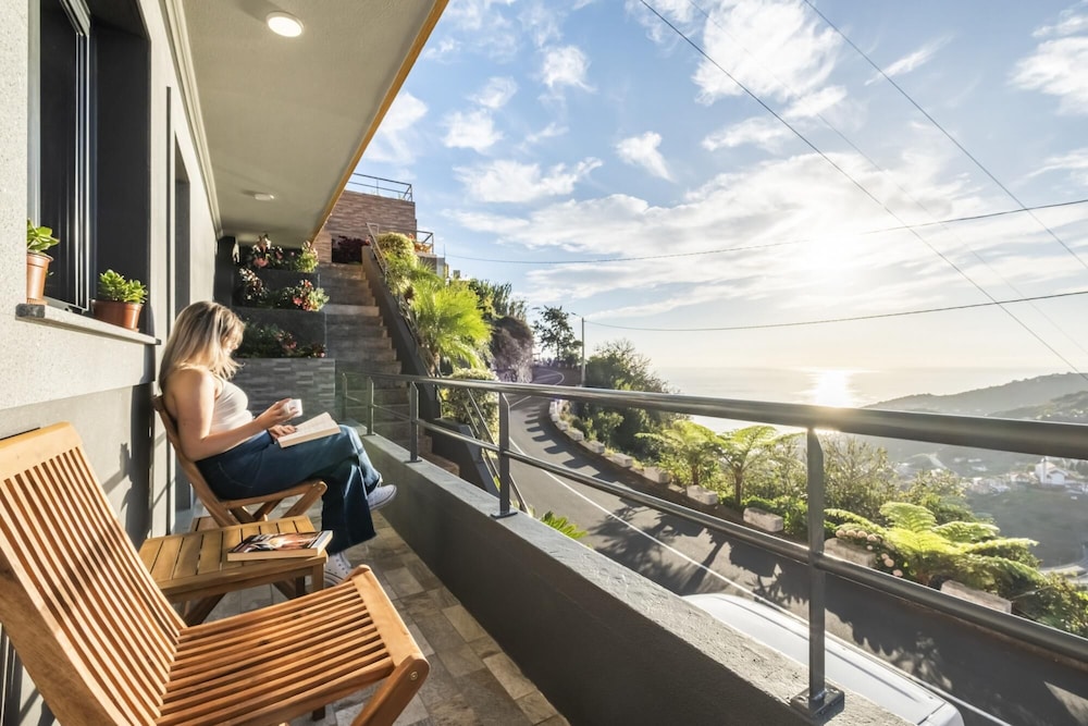 Il Tramonto By Homie — Ribeira Brava