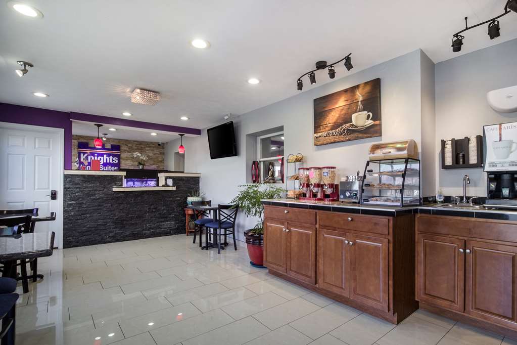 Knights Inn & Suites Salem IN - photo 5