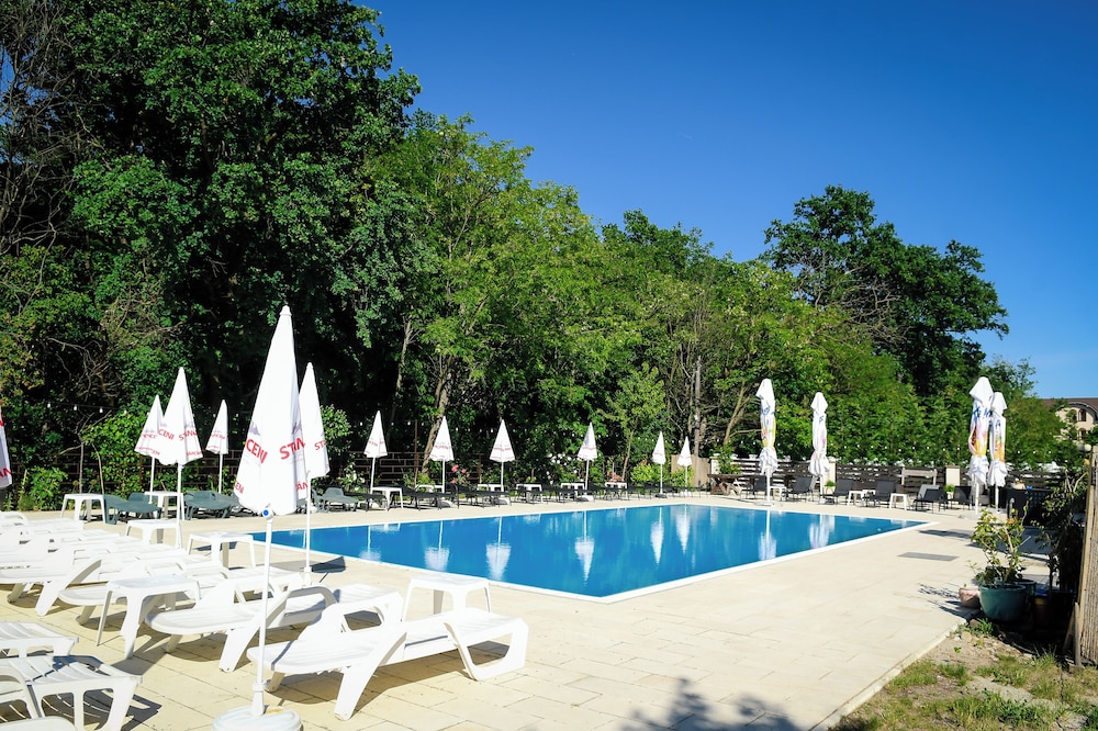 Hotel Anthimos - last minute hotel in Sanmartin