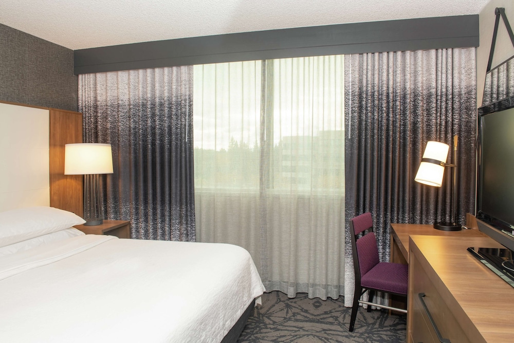 Embassy Suites by Hilton Walnut Creek - photo 16