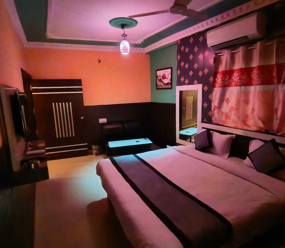 Hotel J. B Palace in Ramgarh, India