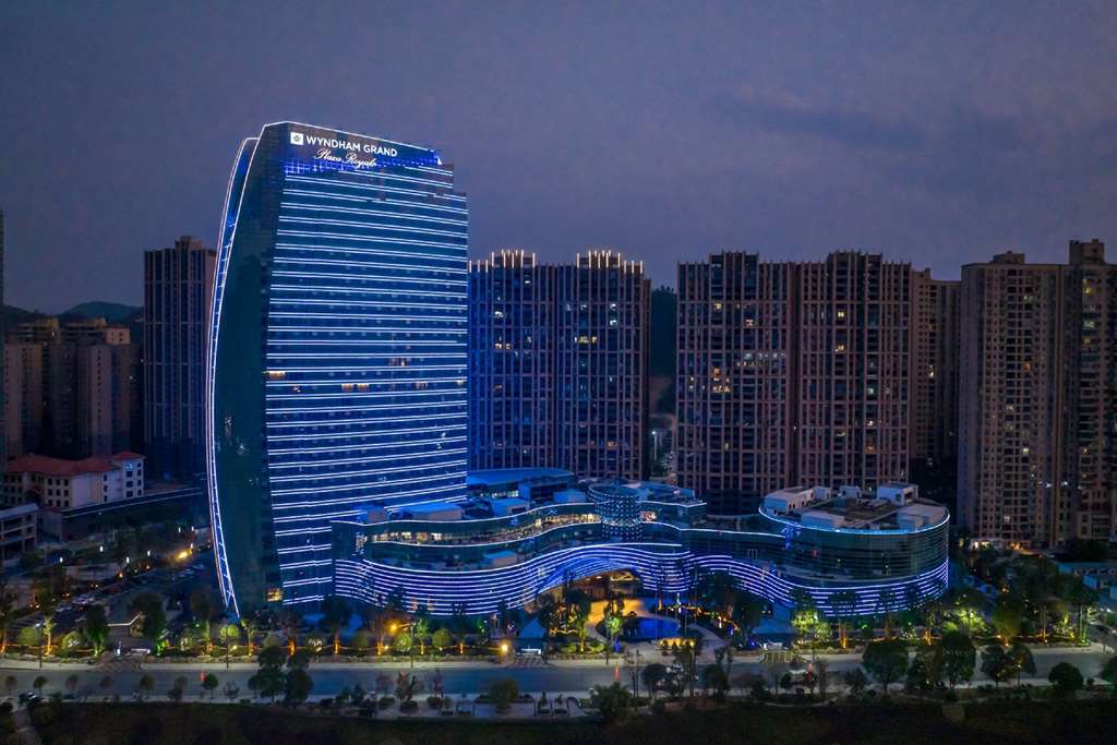 Wyndham Grand Plaza Royale Yujia Anhua — hotel in Yiyang