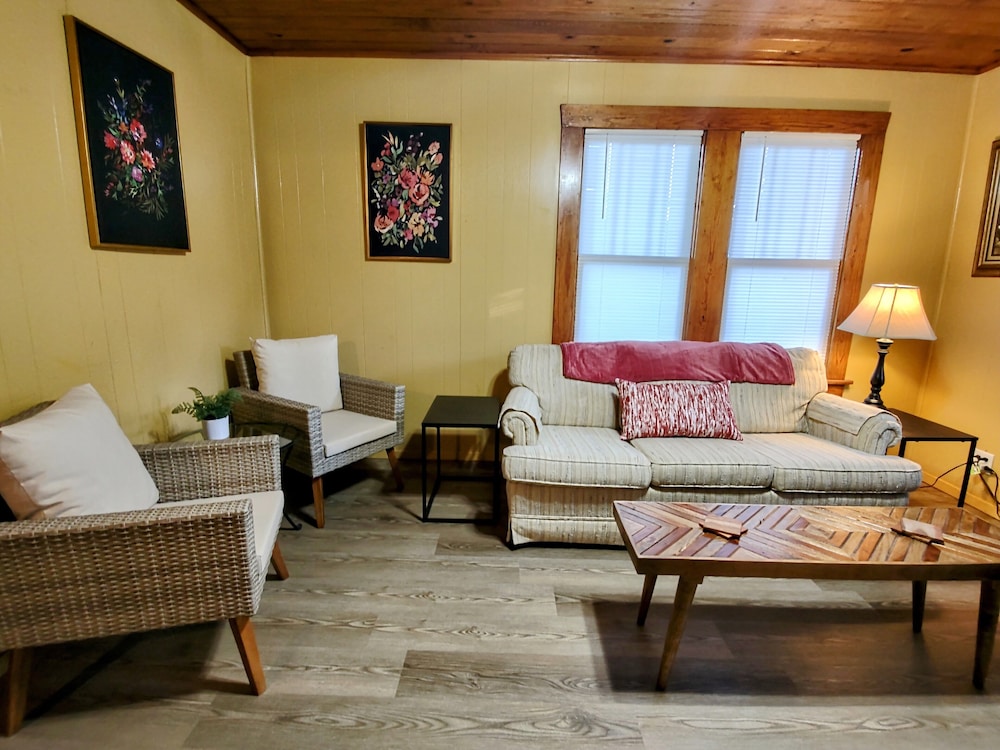 Edgewater Resort Cottage #1 - photo 112