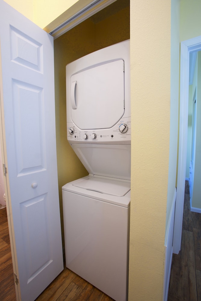 Ocean Breeze RV Resort - photo 16
