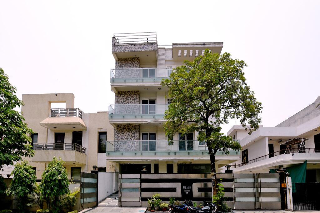 OYO 380 Hotel Atithee Residency - carbon neutral hotel in Noida