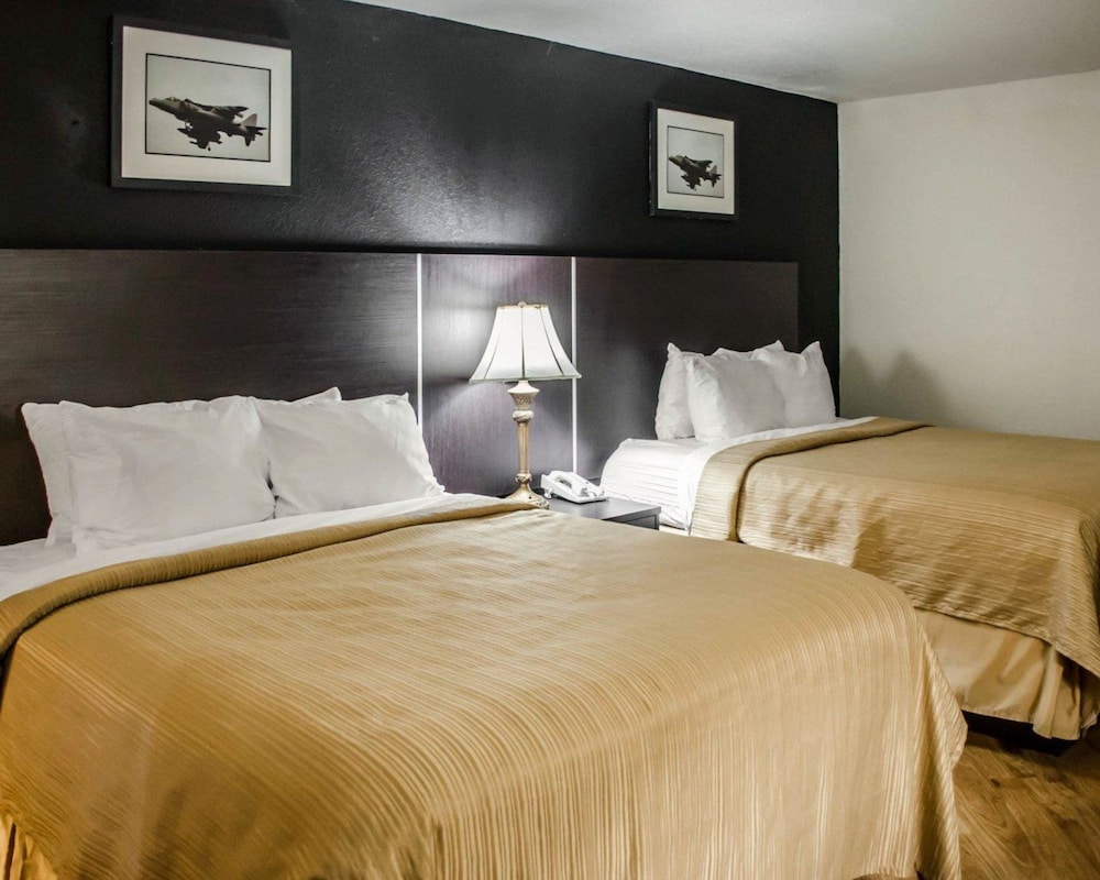 Days Inn by Wyndham Eglin AFB - photo 10