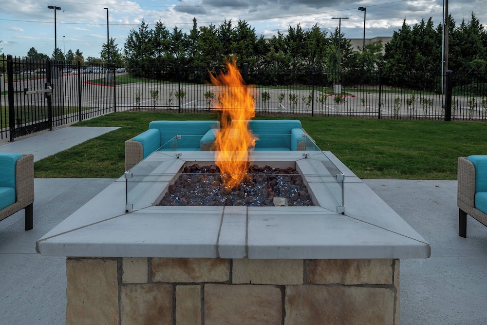 SpringHill Suites by Marriott Dallas McKinney Allen - photo 15