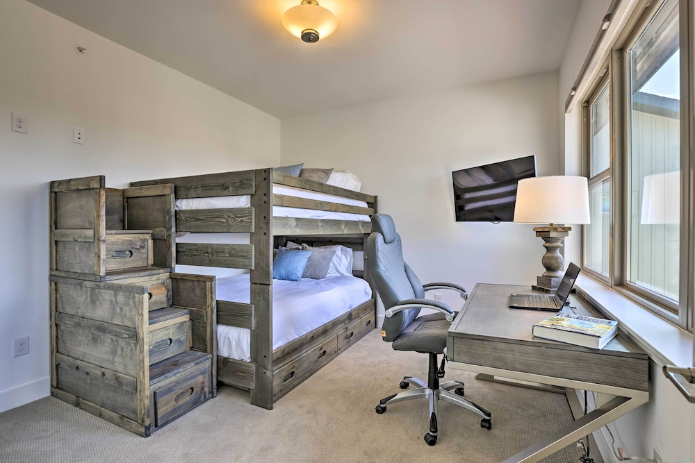 Modern Townhome 4 Mi to Winter Park Resort Fraser - photo 2