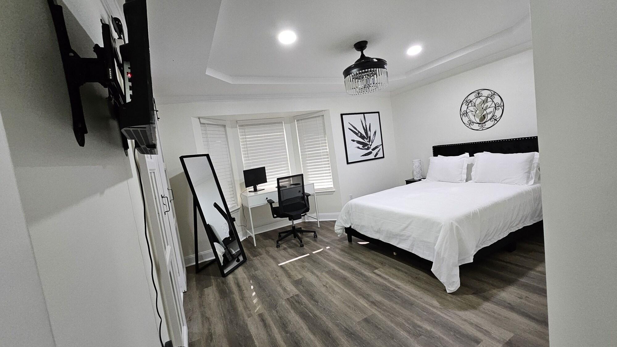 Serene Family Retreat Jax w Pool Firepit. in Jacksonville, United States