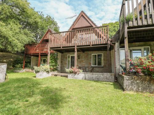 Running Waters - carbon neutral hotel in Callington