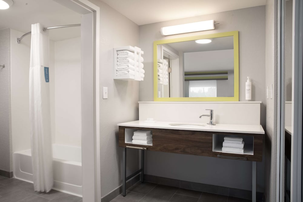 Hampton Inn Kingsland - photo 24