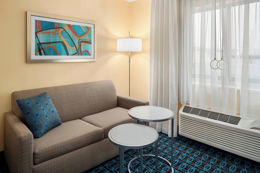 Fairfield Inn & Suites by Marriott Lima - photo 6