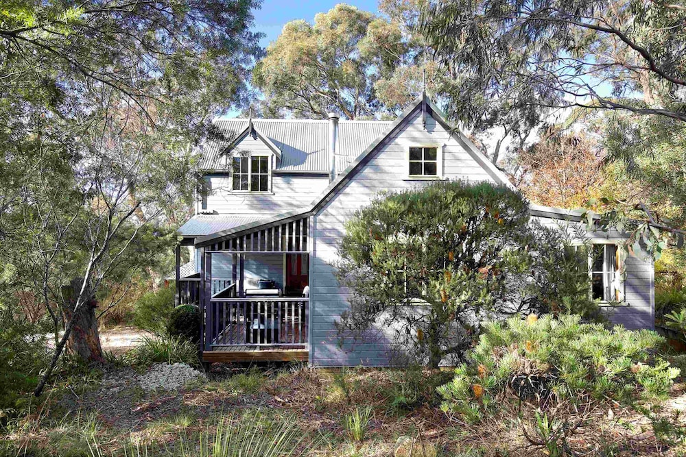 The Lodge Blackheath — 4-Star Luxury Hotel in Blackheath, Australia