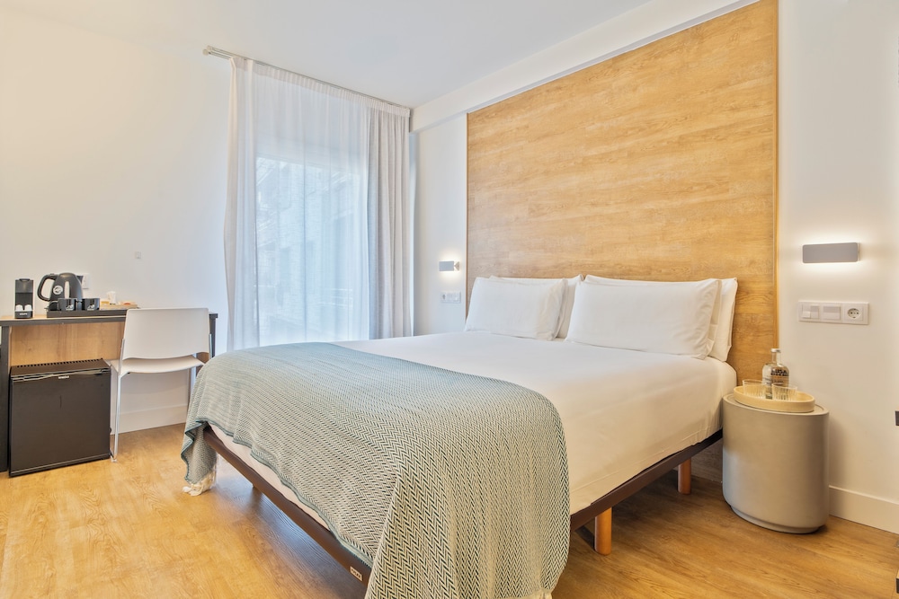 Colectia Hotel Ondarreta in San Sebastian, Spain