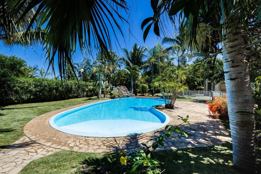 La Perle du Sable Blanc — 4-Star Luxury Hotel in Saint-Paul-Les-Dax, Réunion