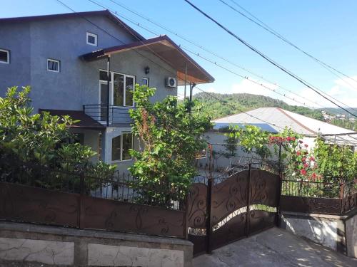 Makos Guest House