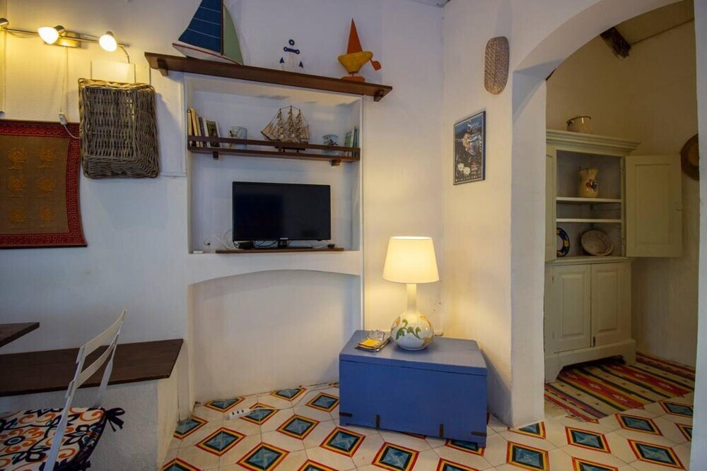 Riviera Villa sul mare — 4-Star Luxury Hotel in Siracusa, Italy