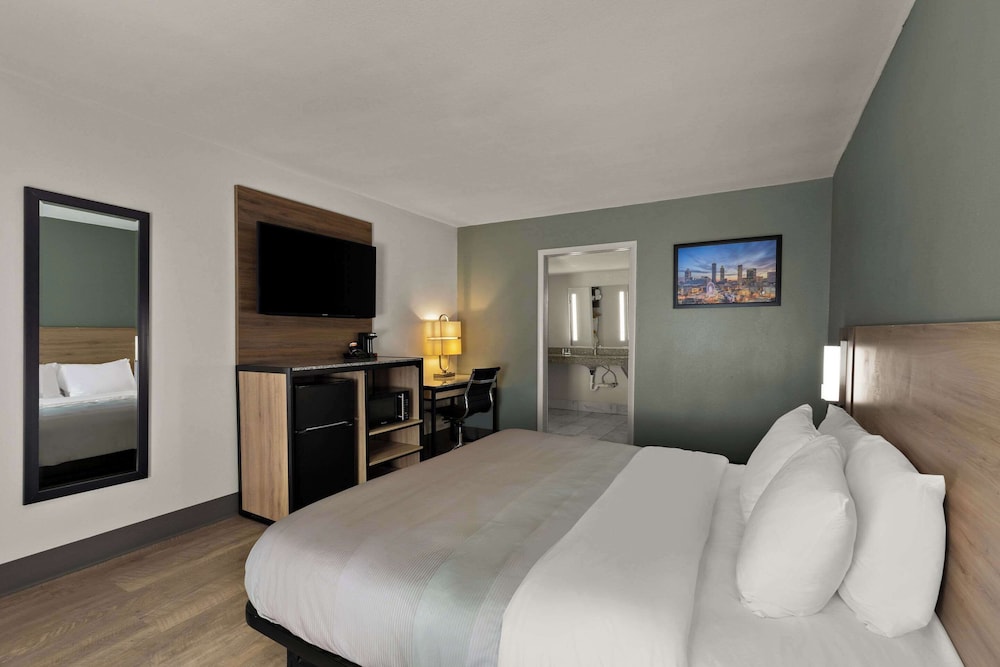 Deer Acres Inn - photo 25
