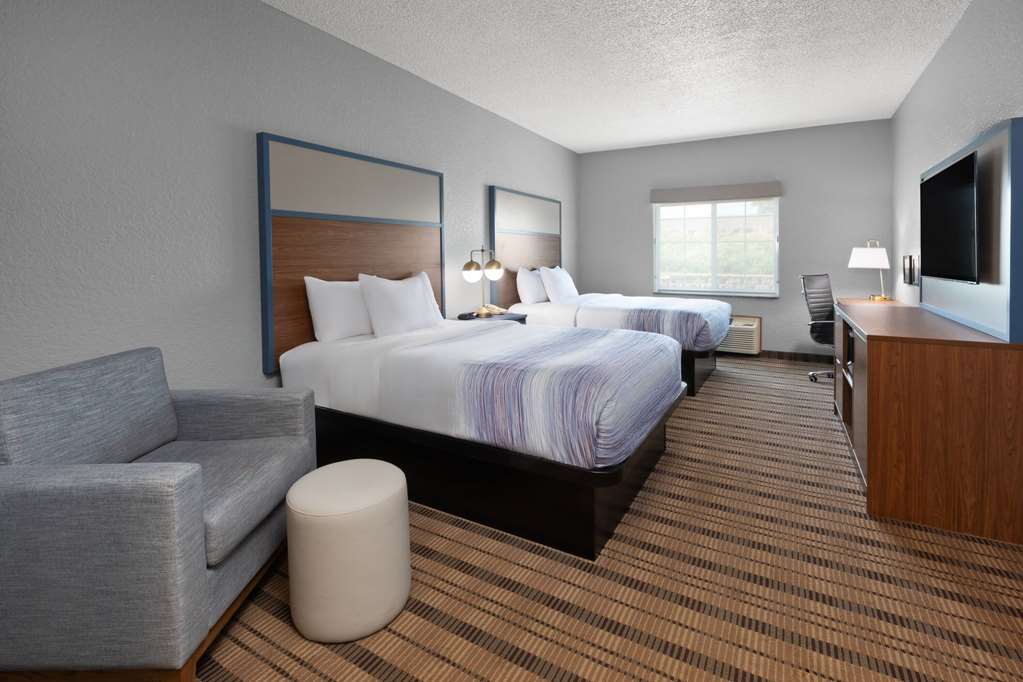 AmericInn by Wyndham Grinnell - photo 18