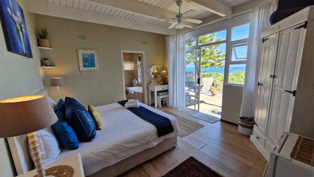 Whales Way Ocean Retreat in George, South Africa