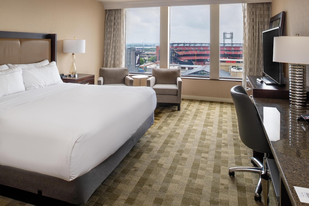 Hilton St. Louis at the Ballpark - photo 33