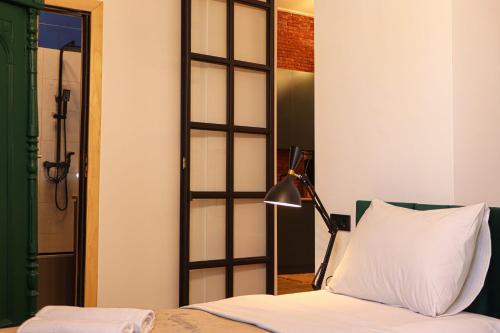 Stylish 1BR Apartment in Tbilisi By Wehost