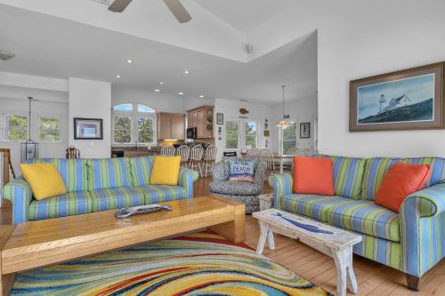 Beachfront Bliss by Oak Island Accommodations - photo 15