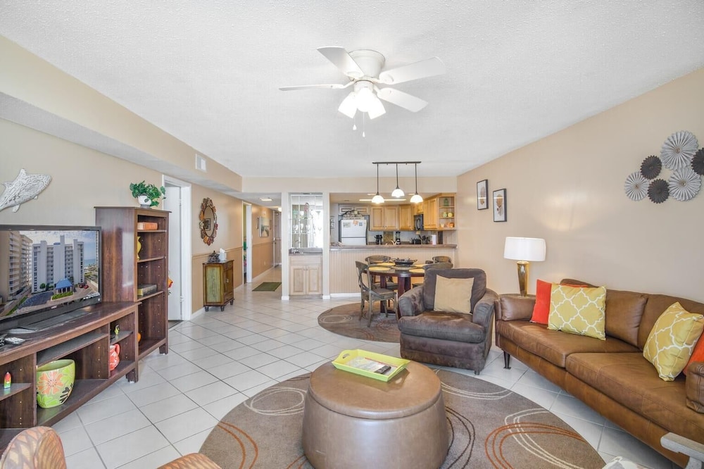 Romar Tower 5A by Vacation Homes Collection - photo 23