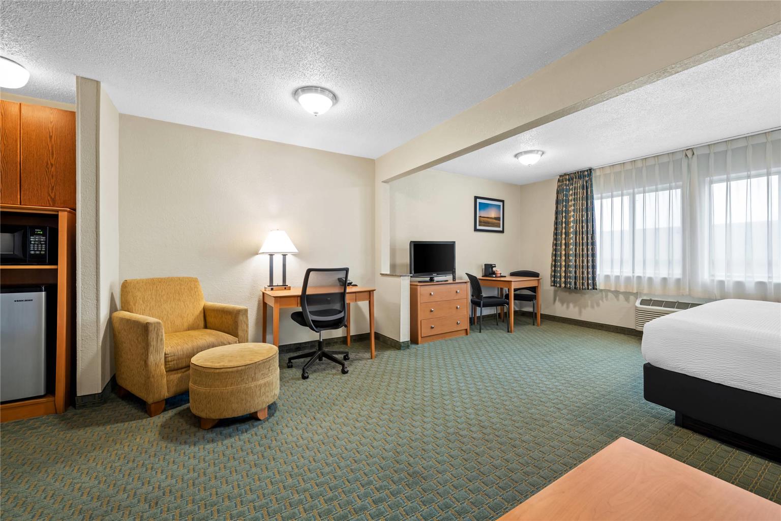 Quality Inn Dubuque on Hwy 20 - photo 35