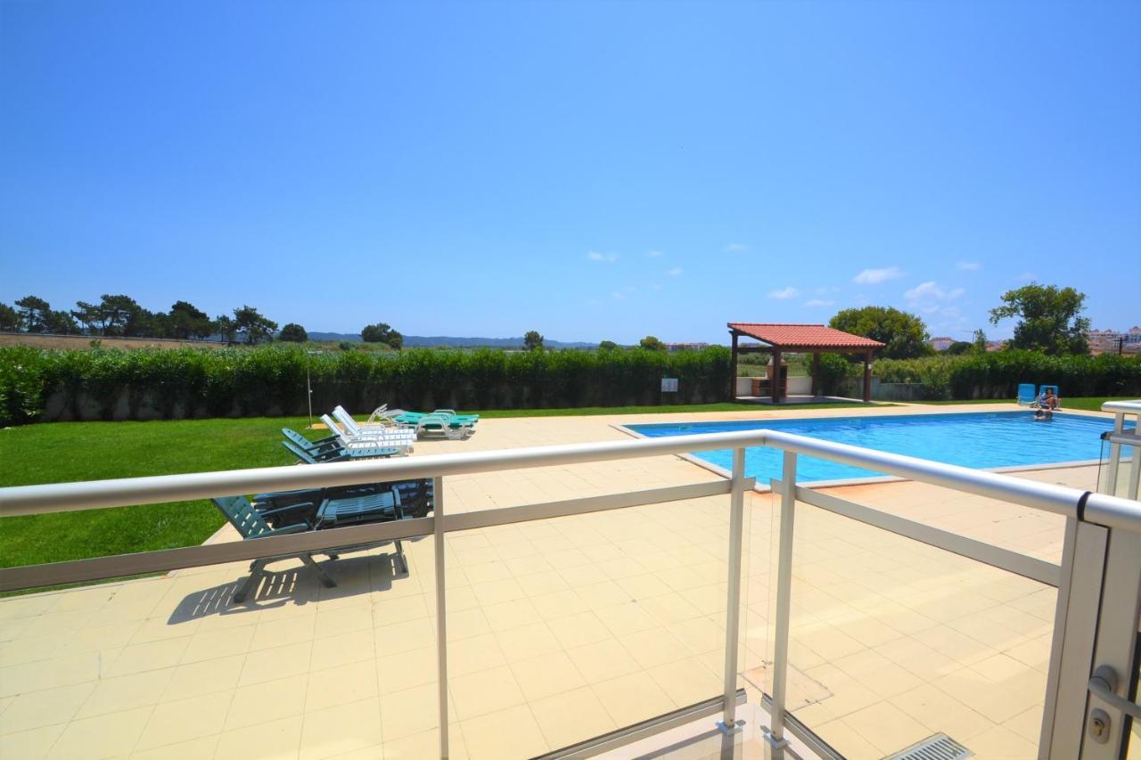 Carmona A T2 By Smarthomes — 4-Star Luxury Hotel in Sao Martinho Do Porto, Portugal