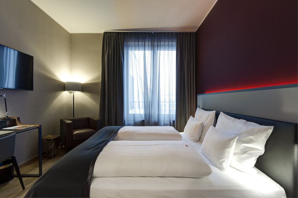 Qube Hotel Bahnstadt — Heidelberg — photo 4