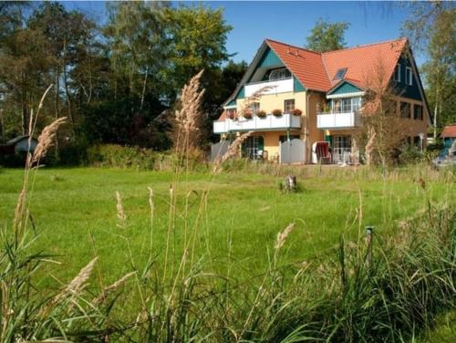 Strandmuschel — 4-Star Luxury Hotel in Ostseebad Prerow, Germany