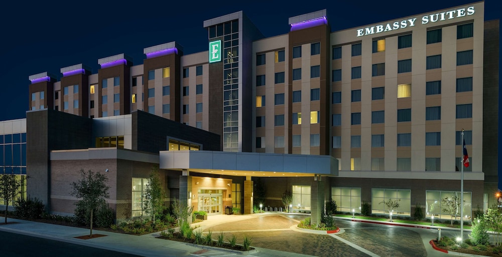Embassy Suites by Hilton College Station TX - photo 33