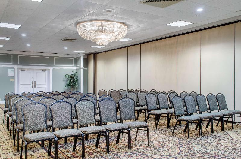 Ramada by Wyndham Shreveport Airport - photo 48