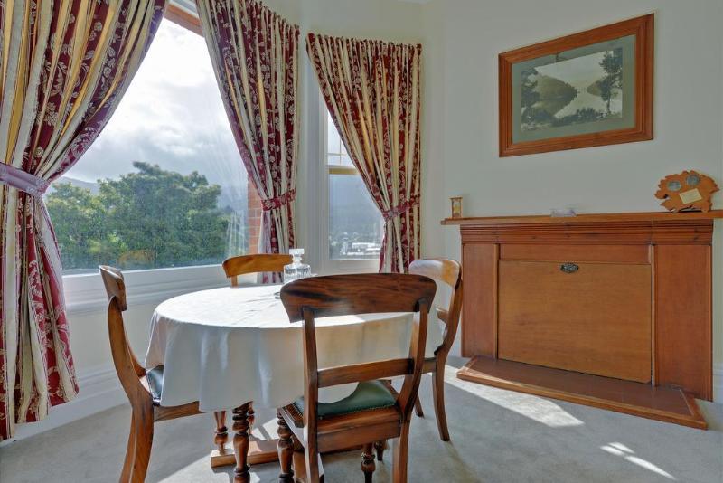 Penghana Bed & Breakfast — 4-Star Luxury Hotel in Queenstown, Australia