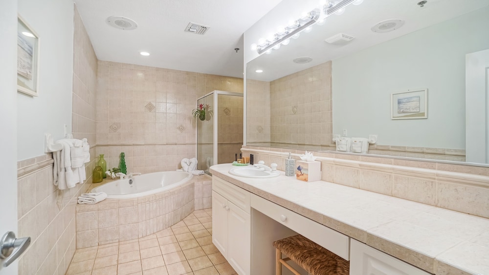 Glunz Ocean Beach Hotel & Resort - photo 48